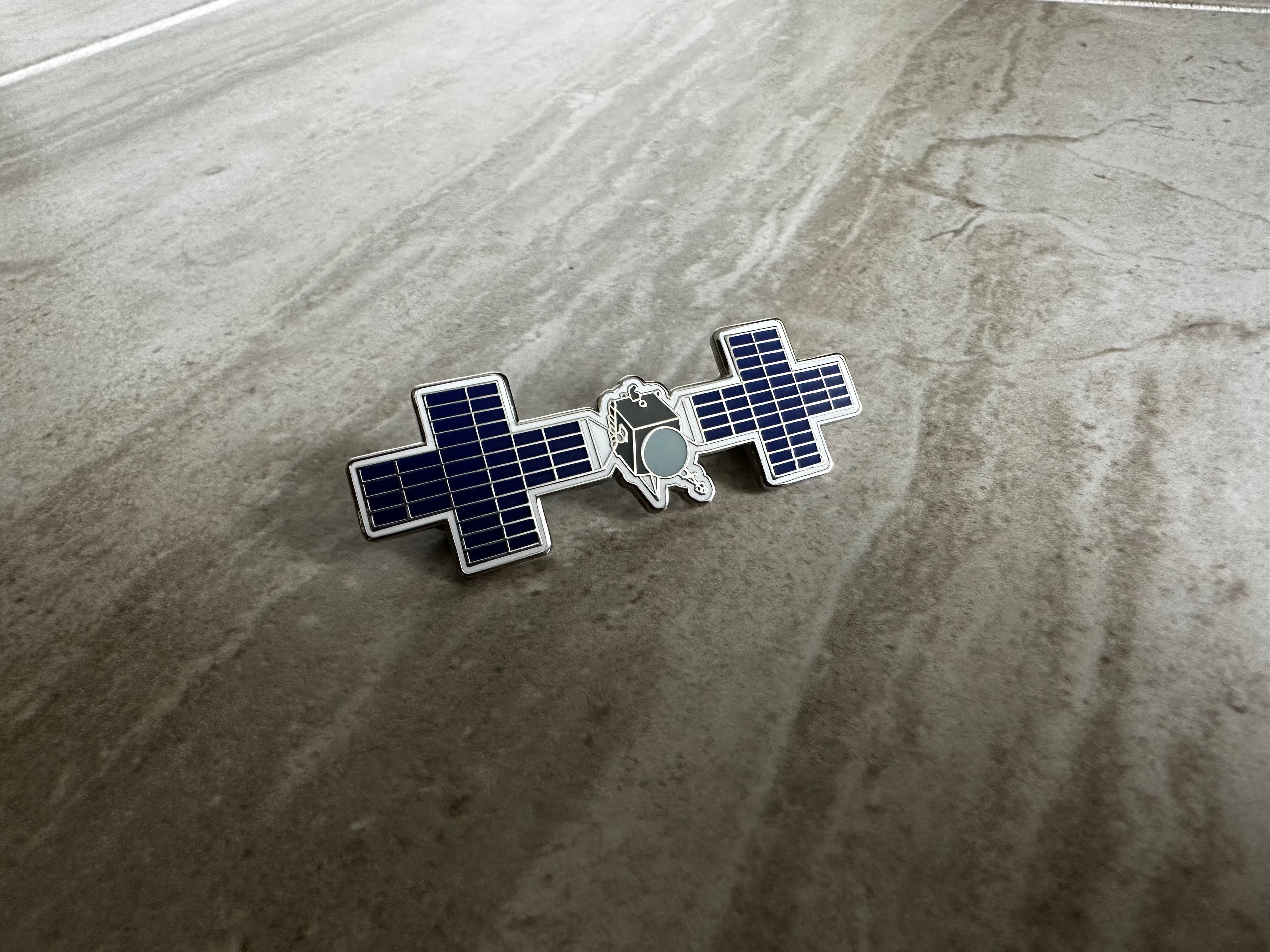 Pysche Spacecraft Enamel Pin